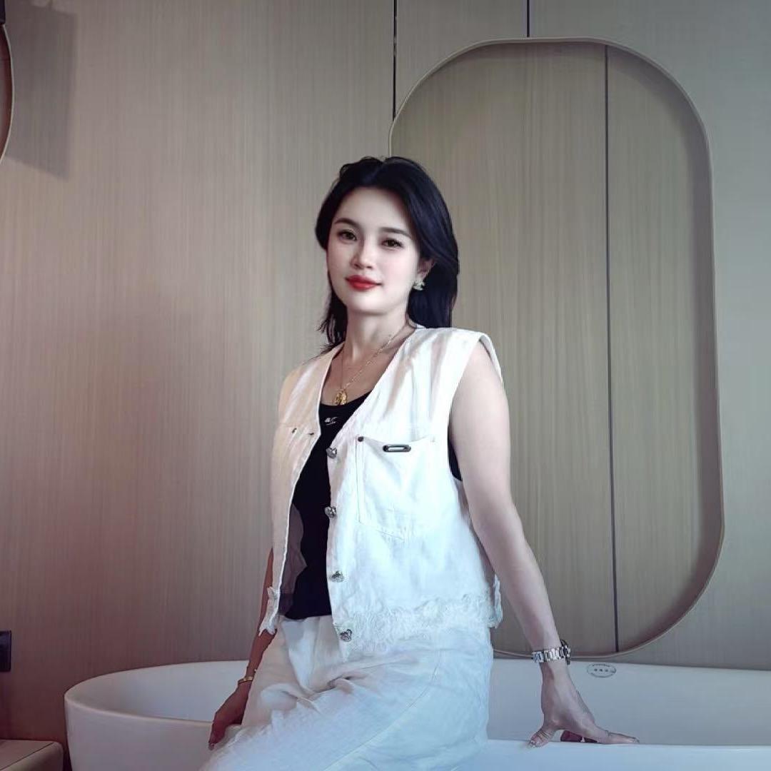 婷婷😘