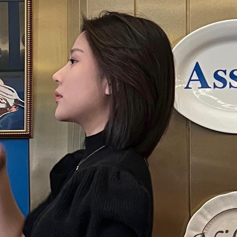 小娇妻-.