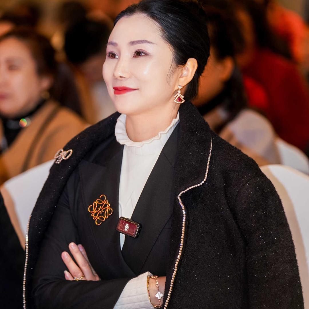 @龙腾涛姐