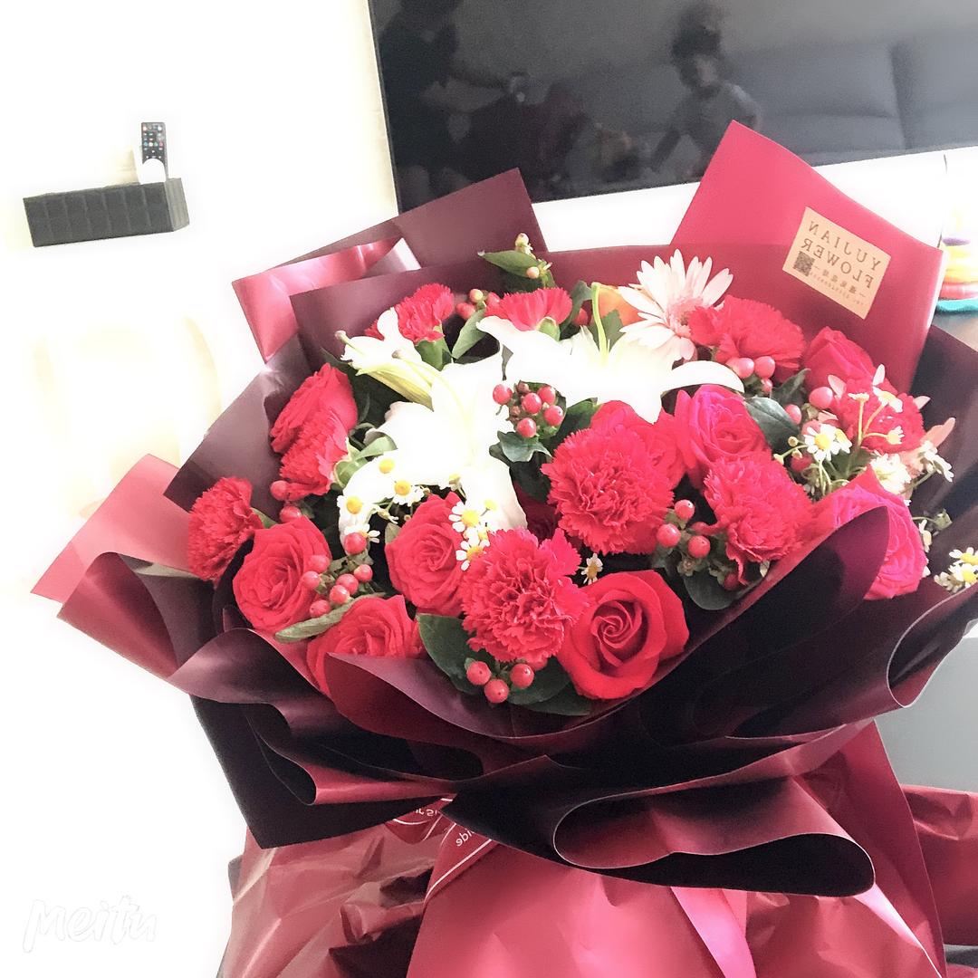 洺洲娜娜健身团队～（梦舞飞扬鼓舞队）小英