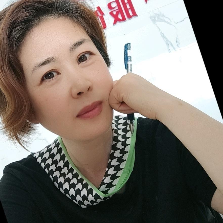 启东苏寅工厂店（主营男女四季装）