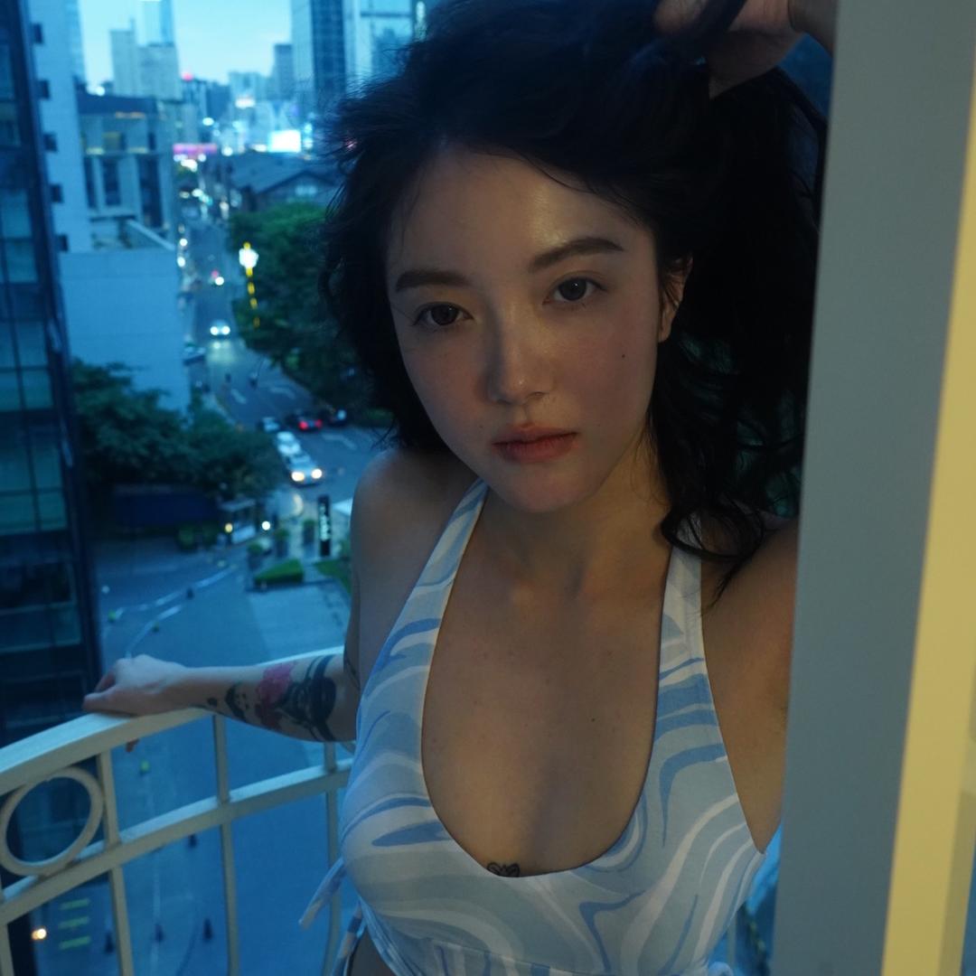 再瞅我也是你爸爸