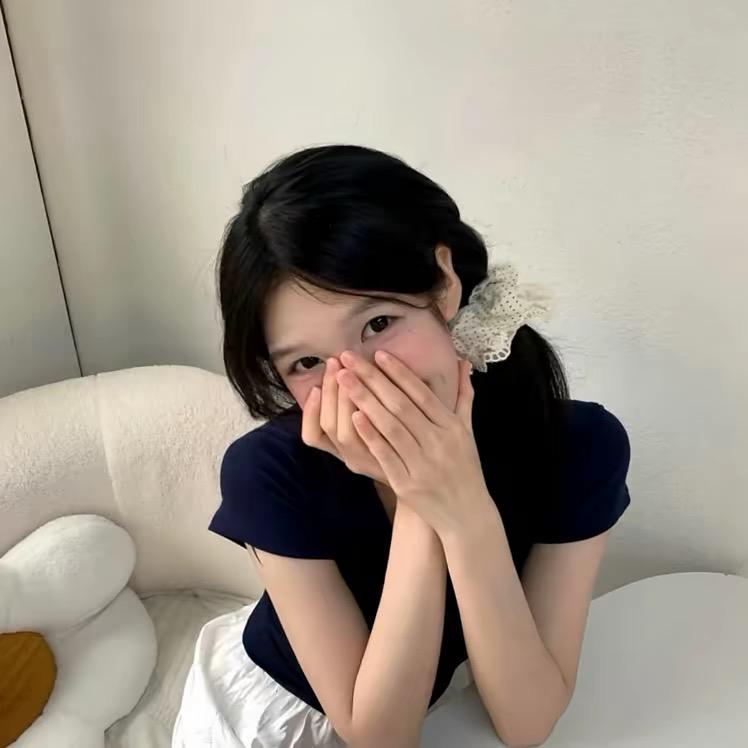 🐳.诗诗