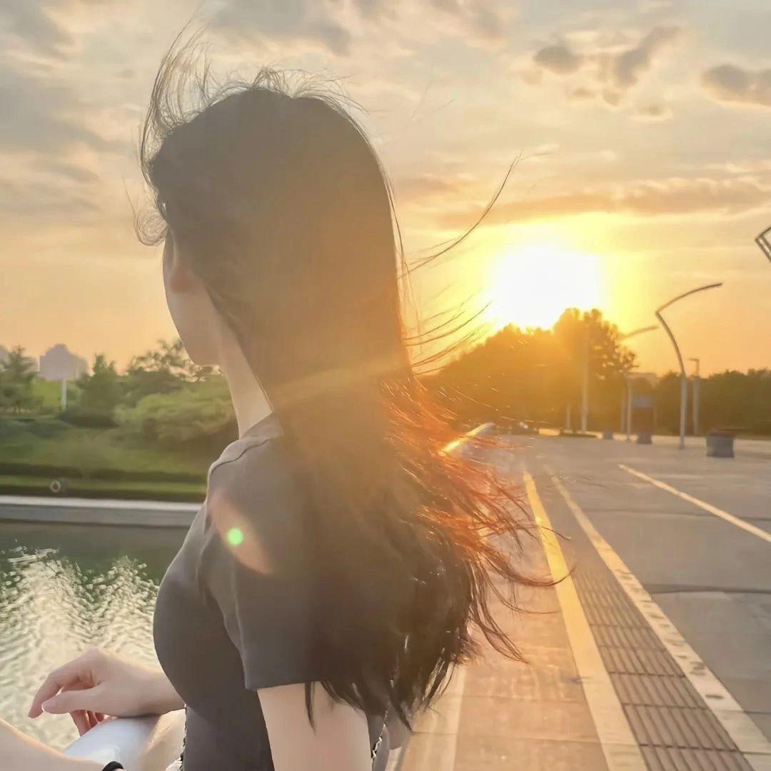 小雅呀～（见过鹿晗并有亲笔TO签版）