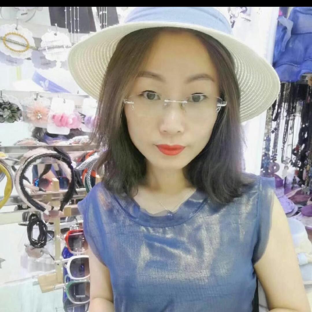 伊瑾爱服饰