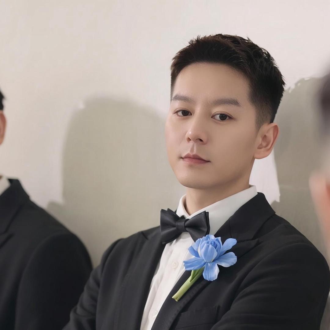 钱文东🤴