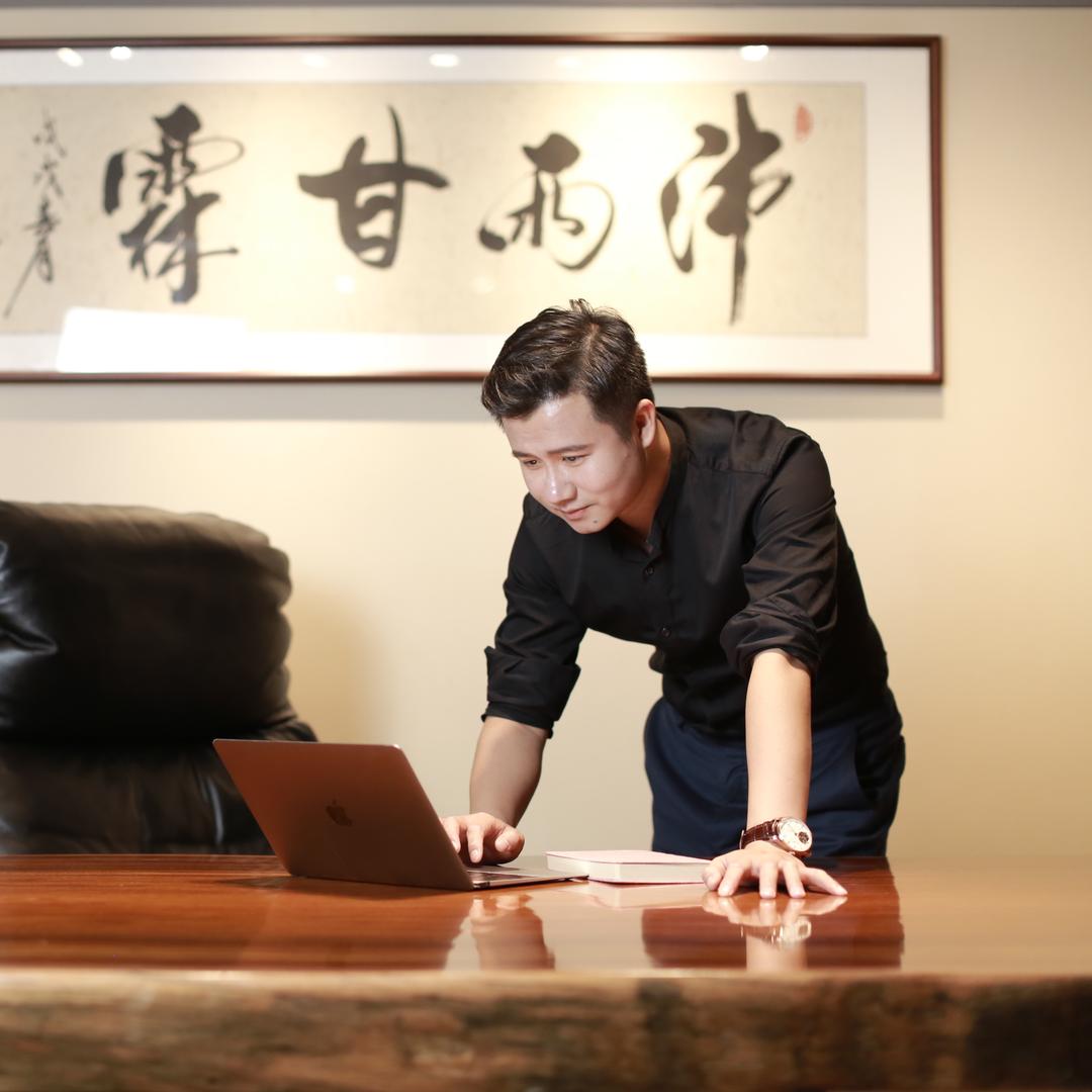 龙哥开榴莲