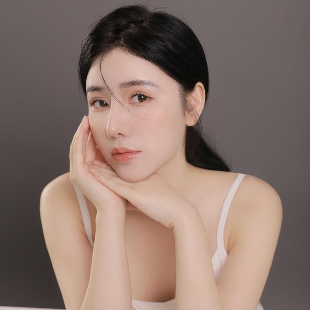 杨某某