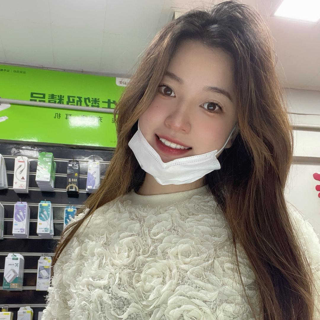 弯弯