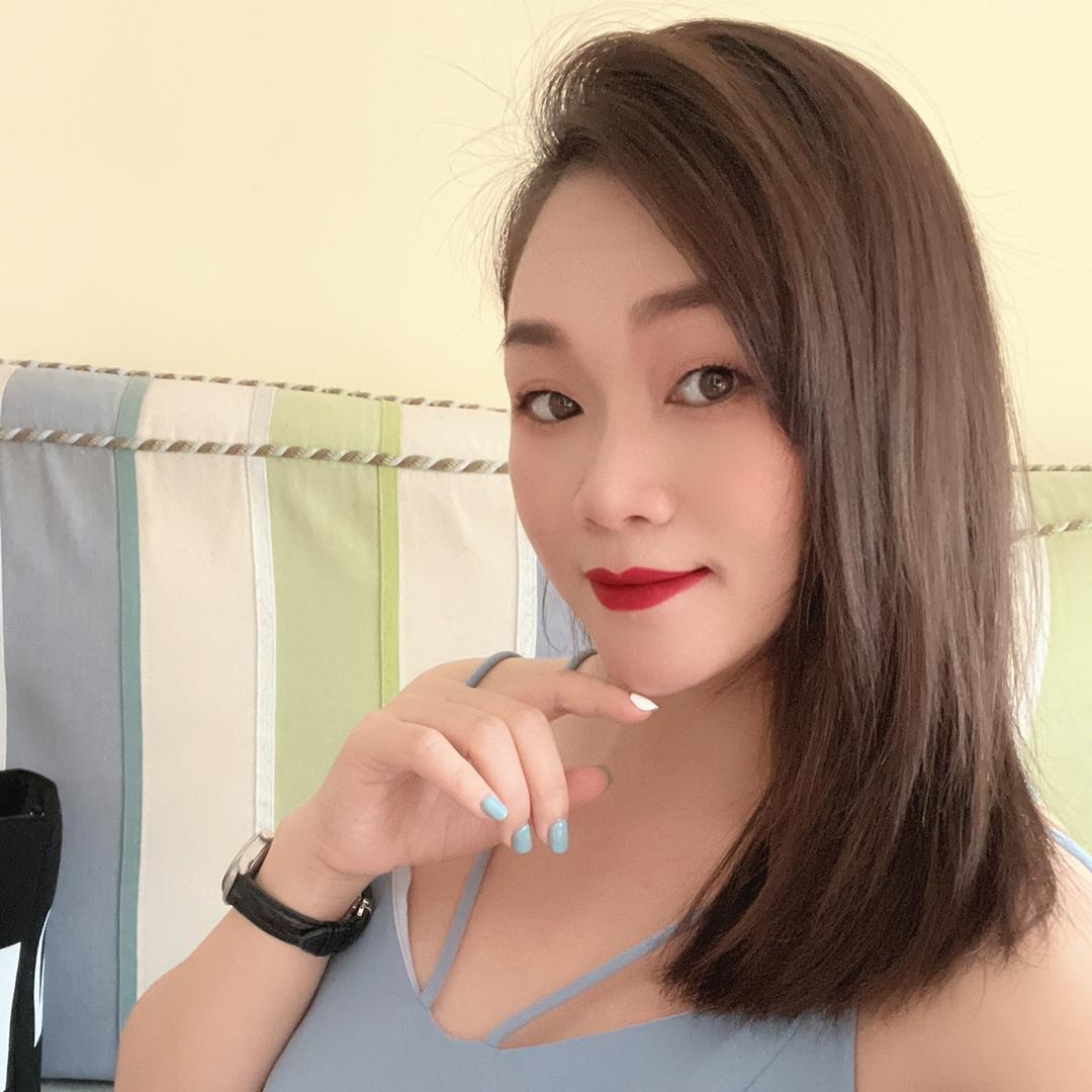 云朵上的棉花糖🍭