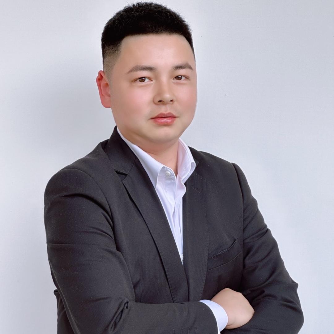 麻小度青花椒鱼联合创始人