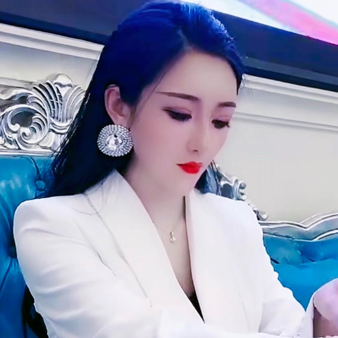 ꧁霸道女王꧂8023