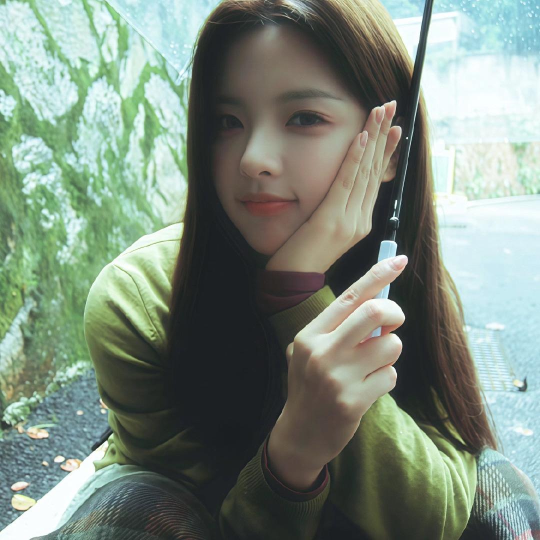 李嘉欣.