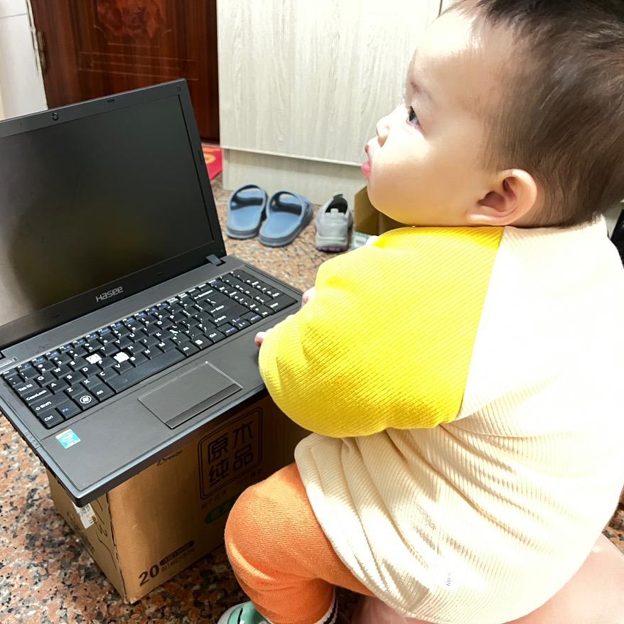 黑白往事　　　　　    🪳