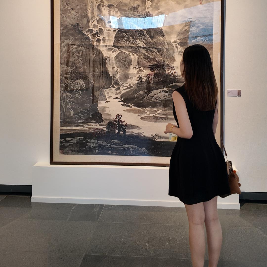 秦美丽
