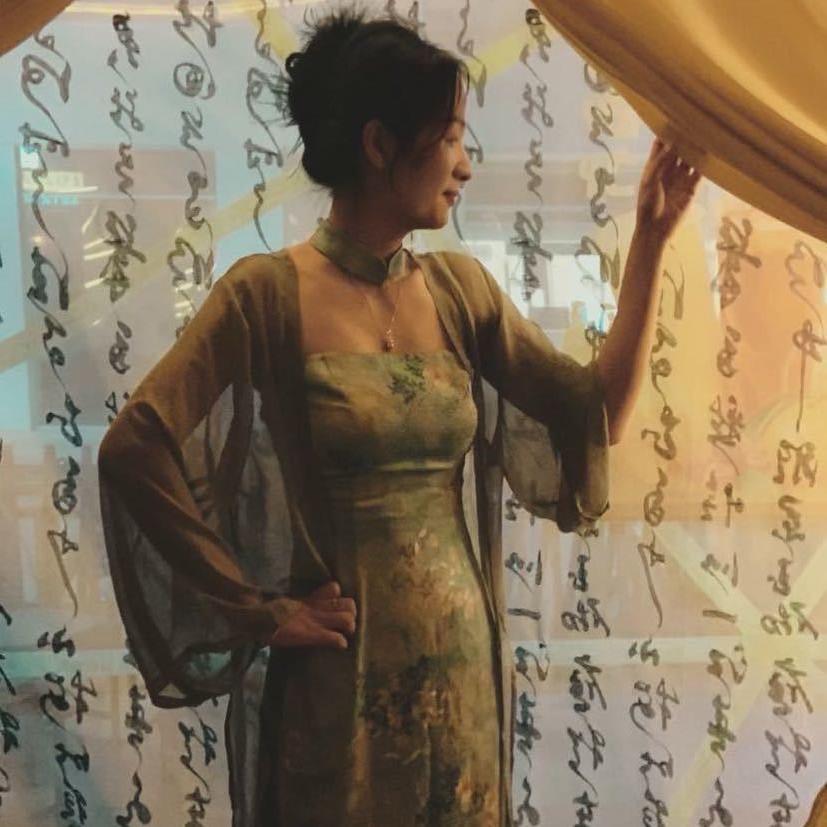 芳姐卖牛仔