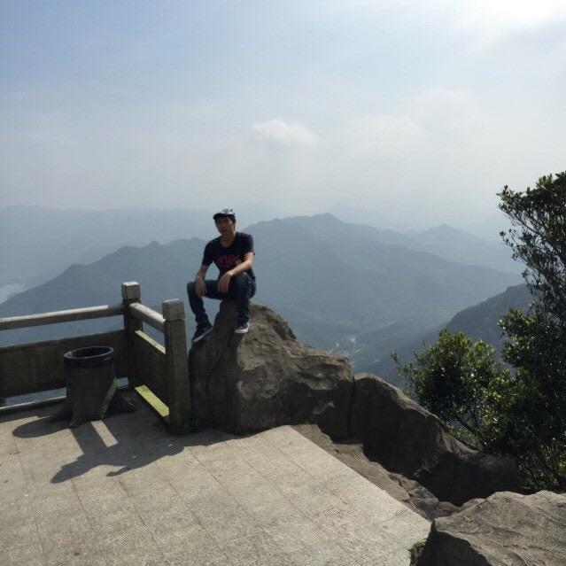 比黄钻还黄的小黄人