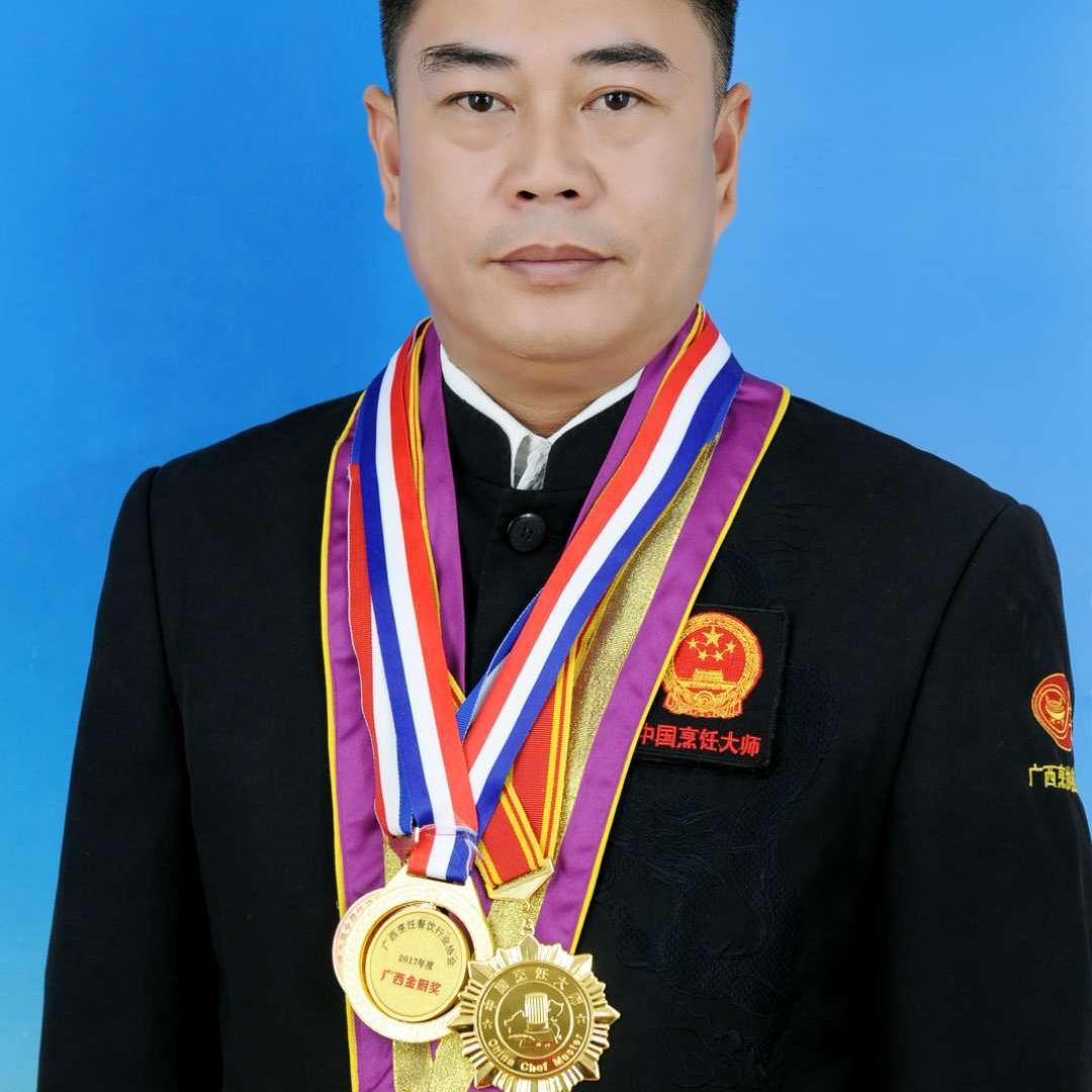 谢福奇