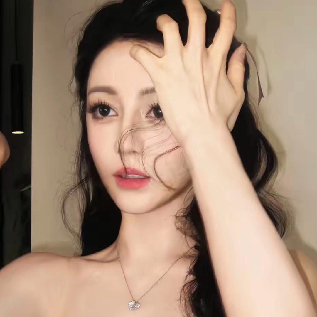 -甜妹三分糖🍬