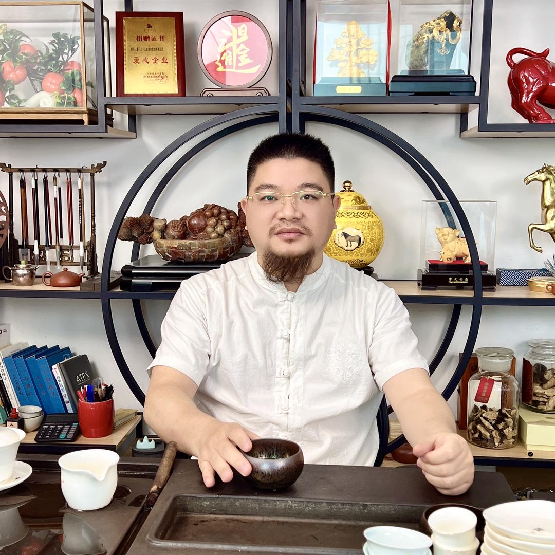 只做热点的居士