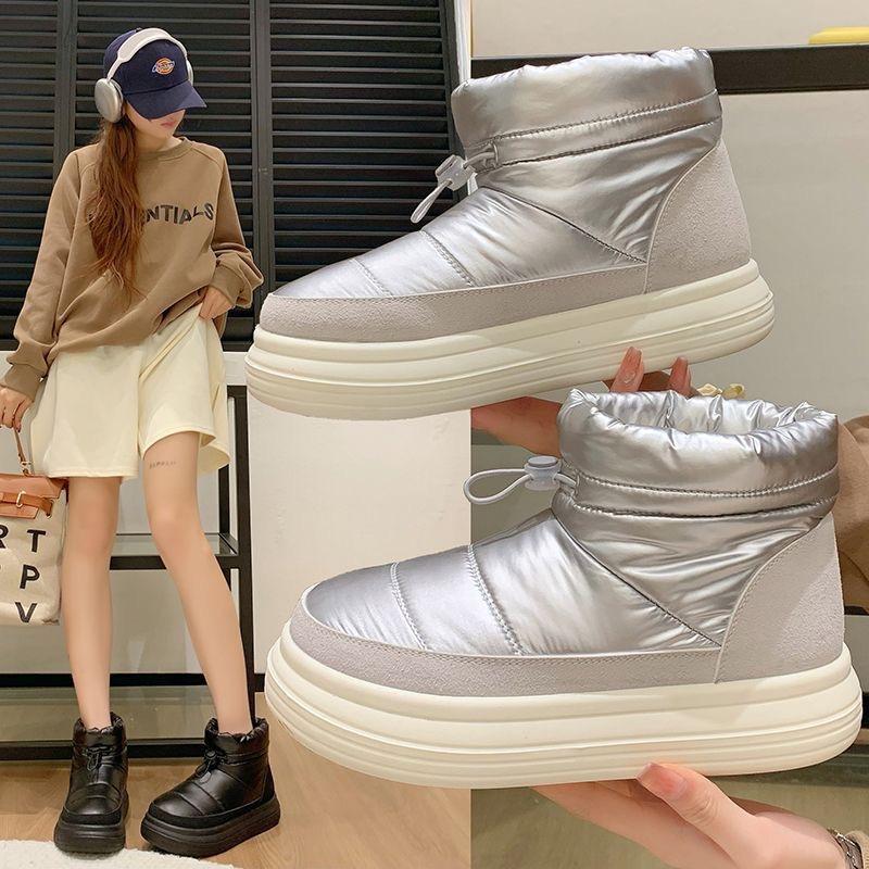 万美女鞋时尚潮流店