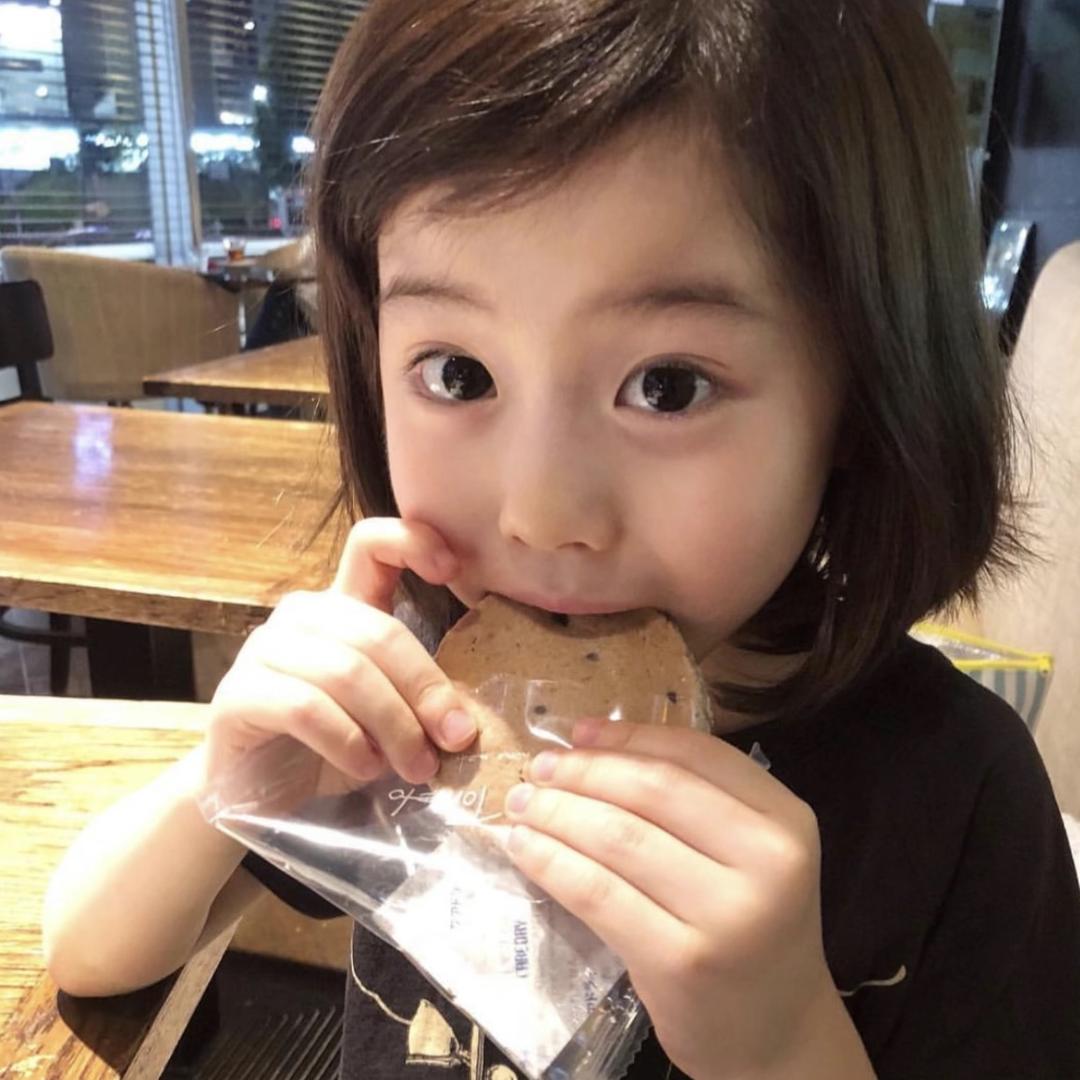 小不忍则卖大萌