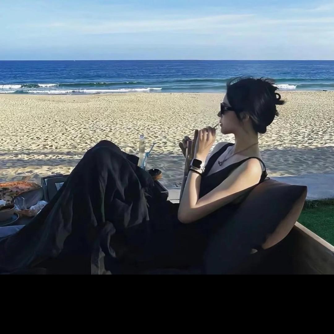 茜茜