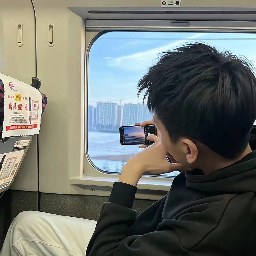 .普通市民.