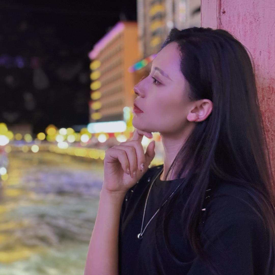 大瑞春夏款中高腰窄版直筒女裤高级百搭时尚