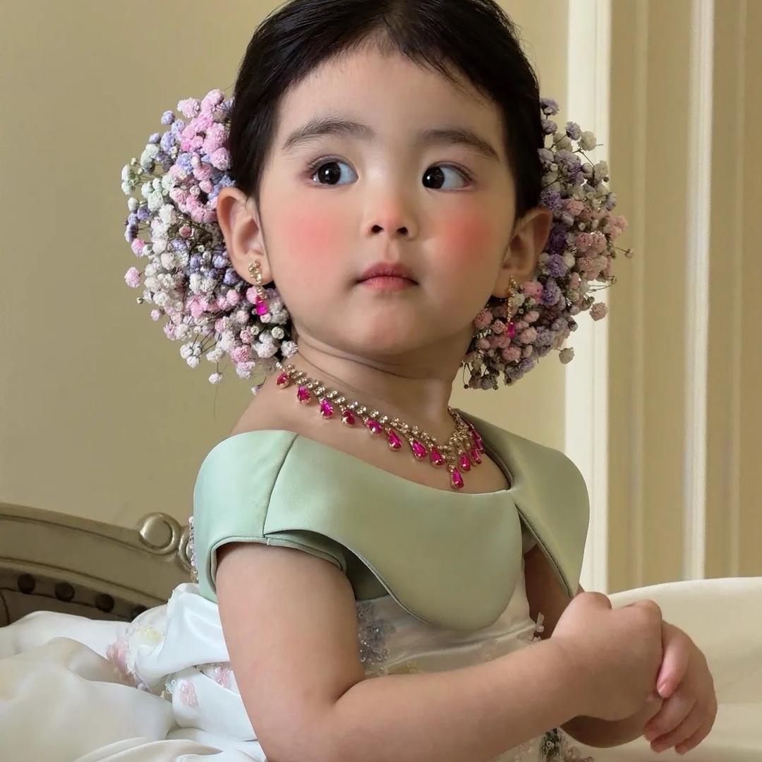 90后足疗店老板娘
