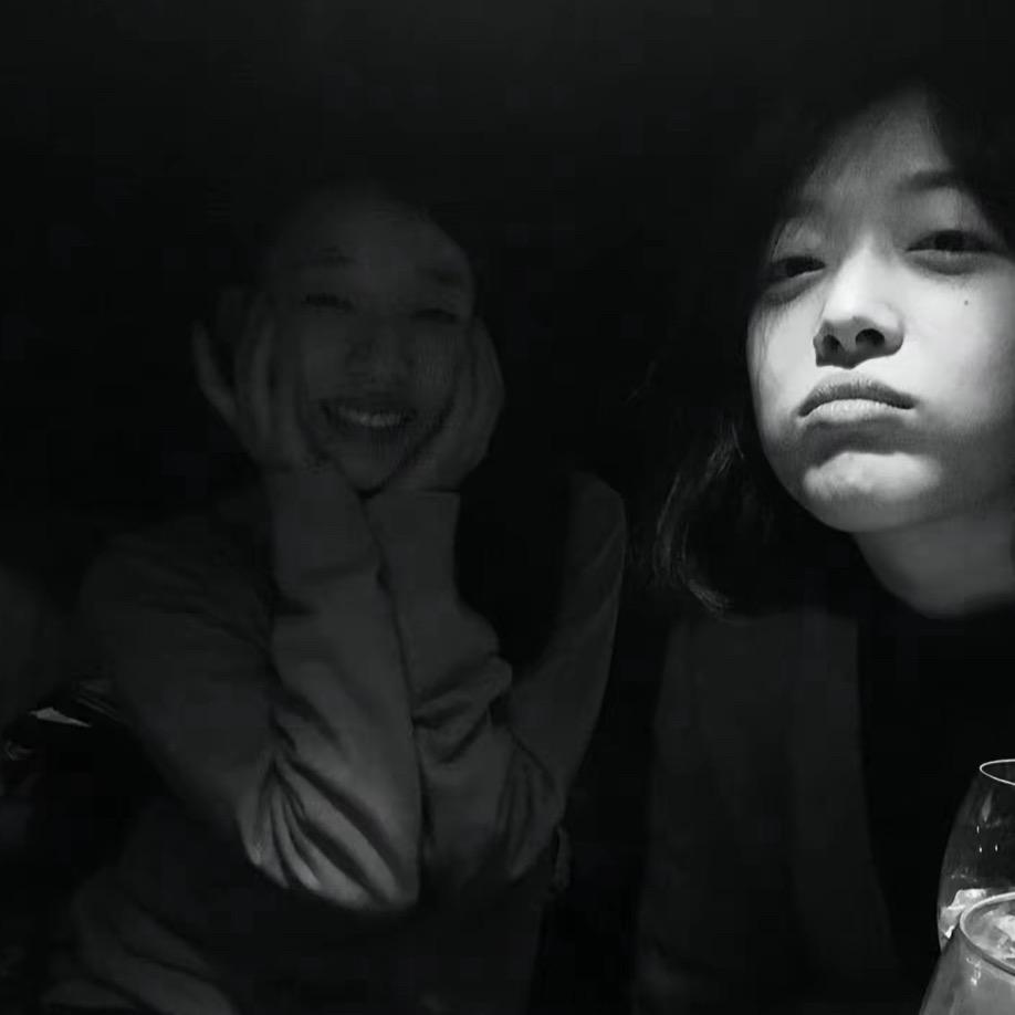 •黑妮儿