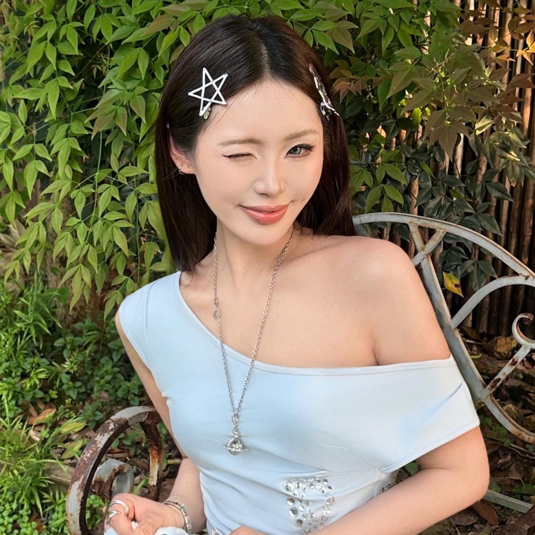辣辣lana