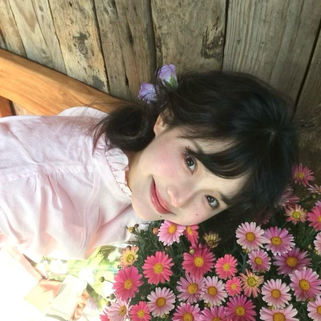 深情小美.
