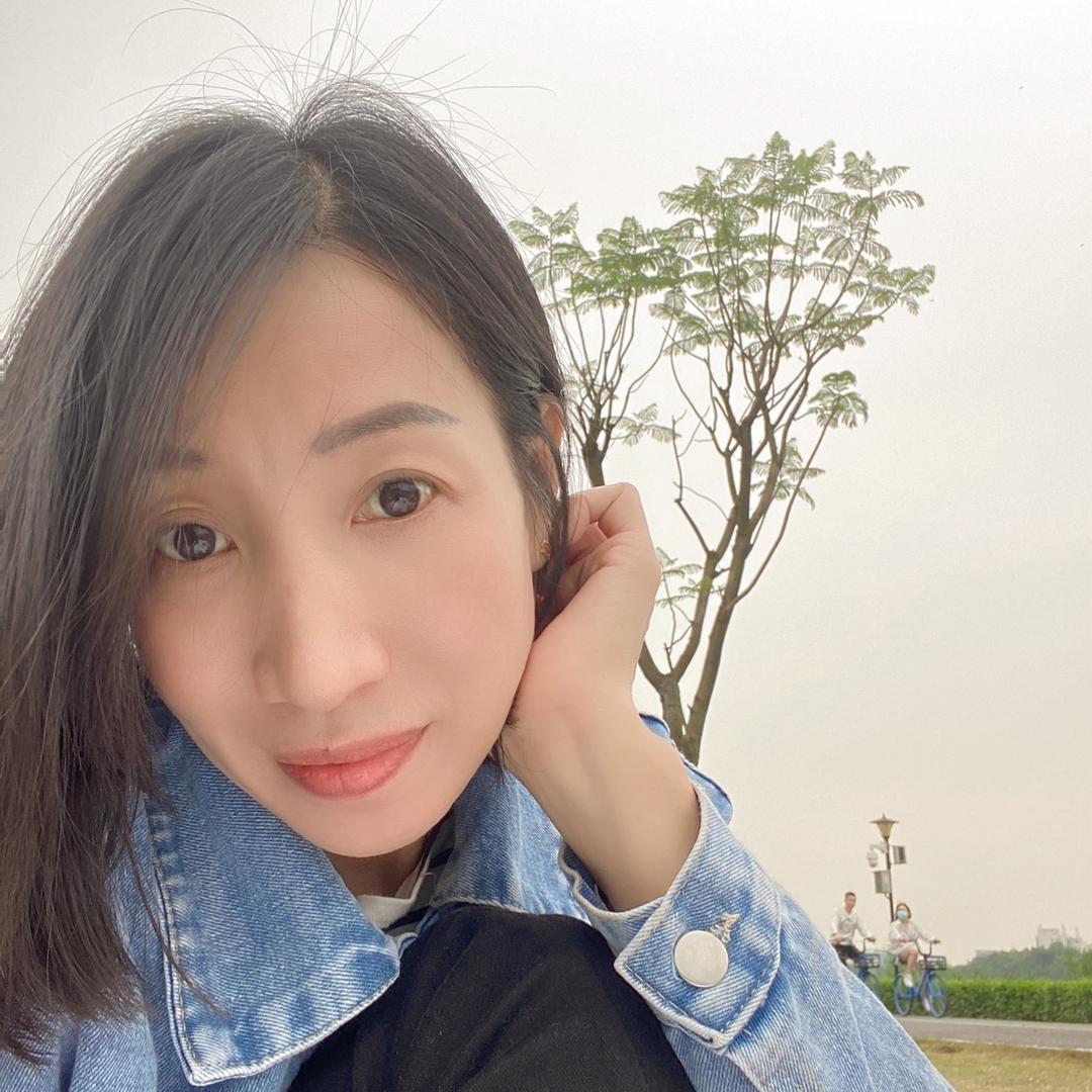 小洁，