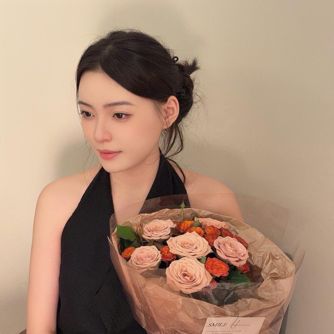鹿小莹