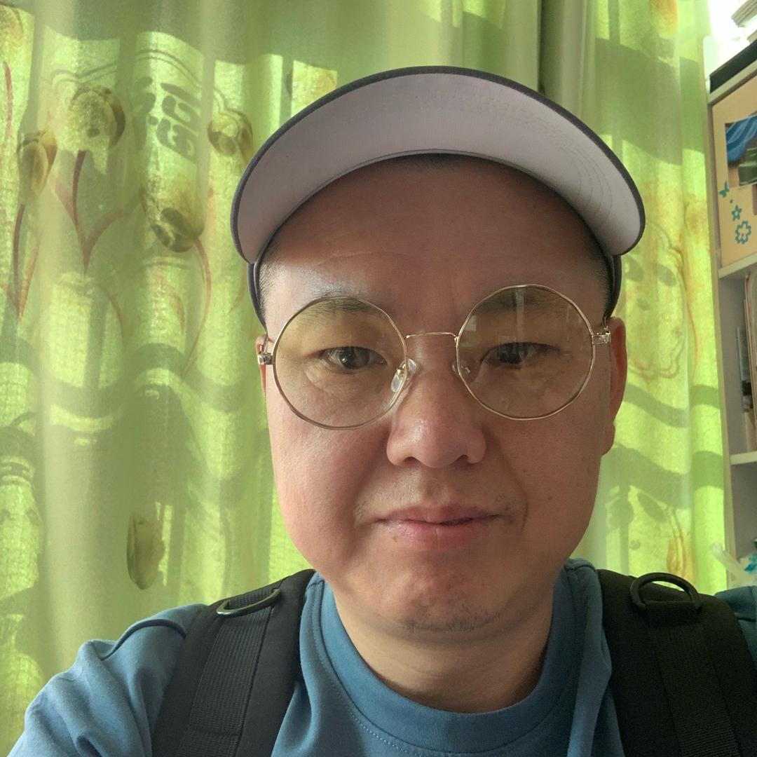 郑君