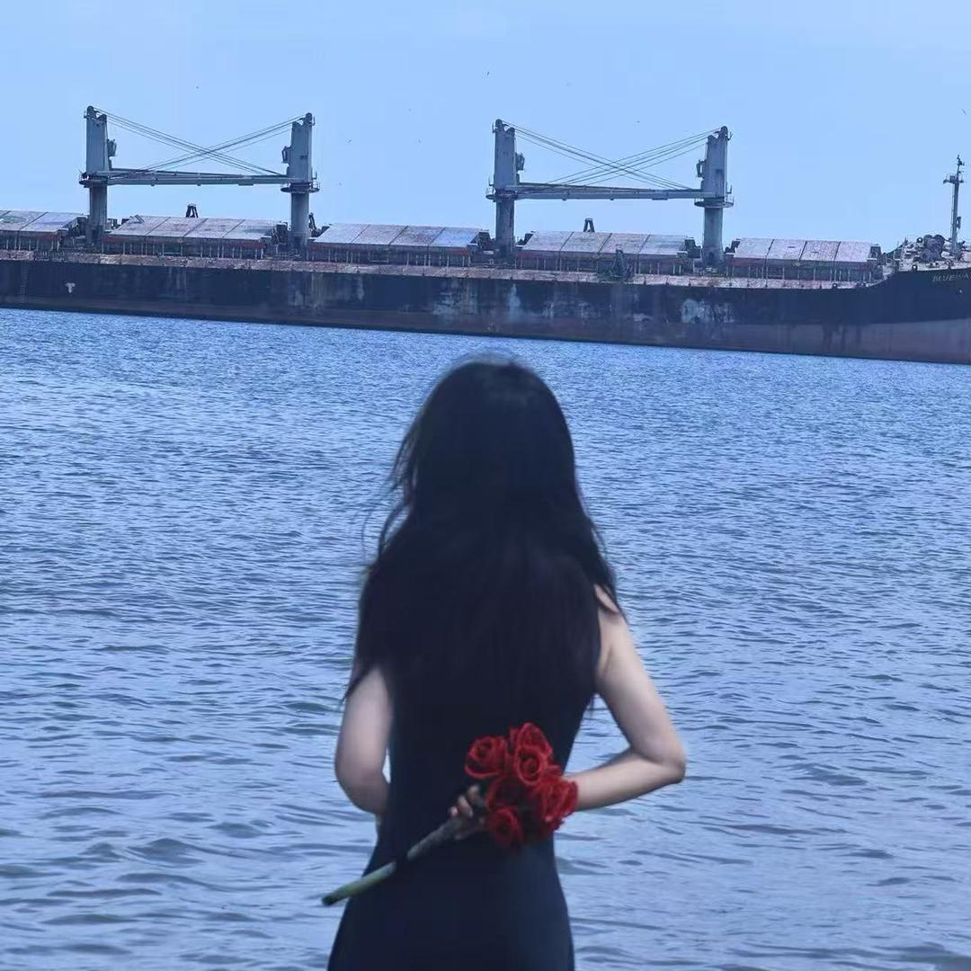 夏日的泡沫