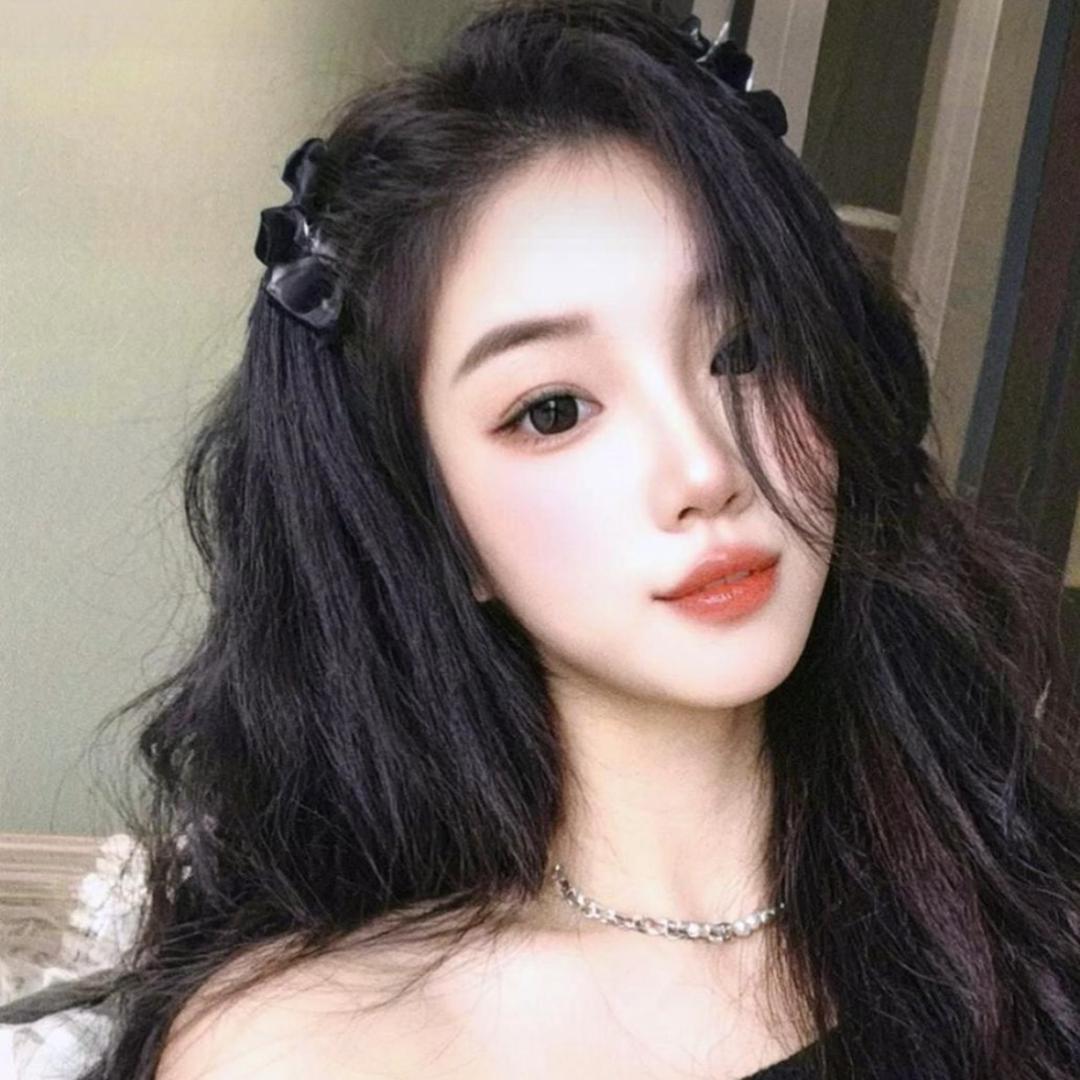 ℡ 女王殿下  ゛👑