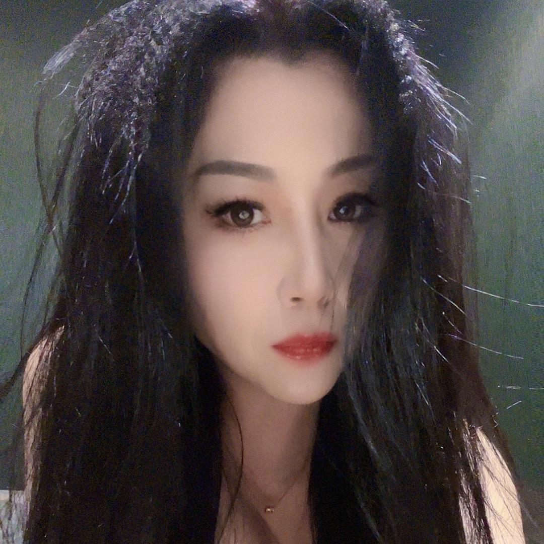 严红