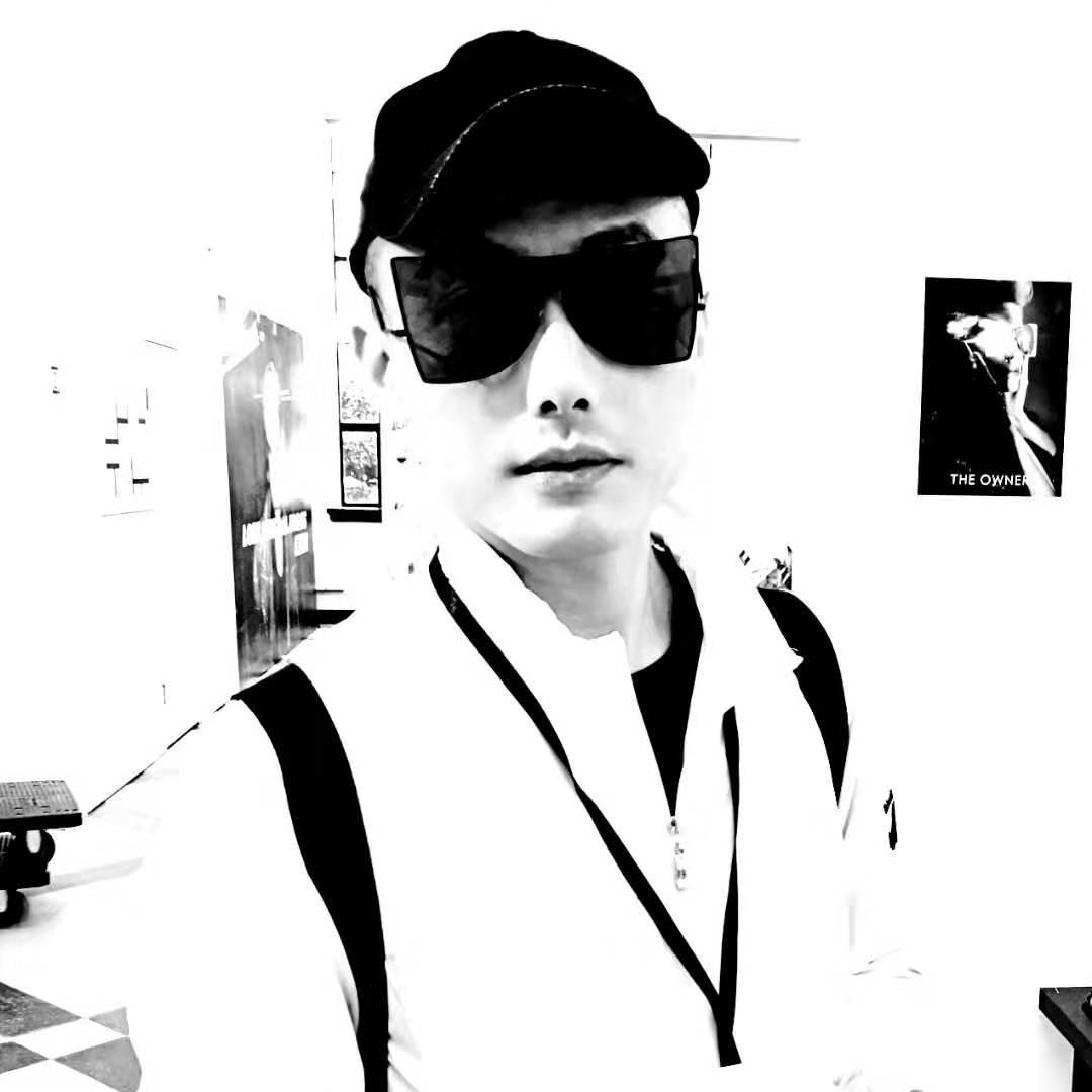 Óscar.Zhang