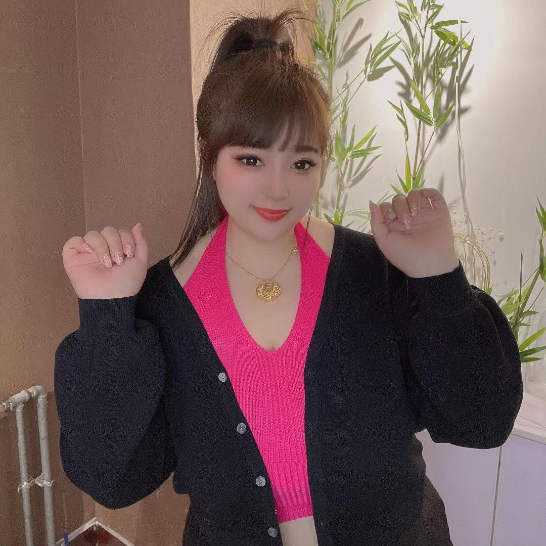 某贝大码女装