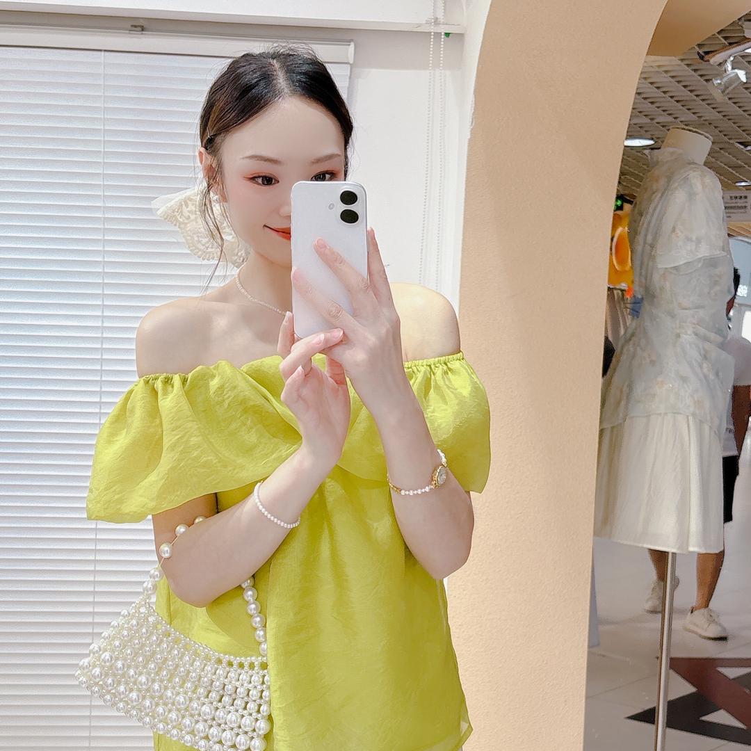 重庆里奈女装实体店