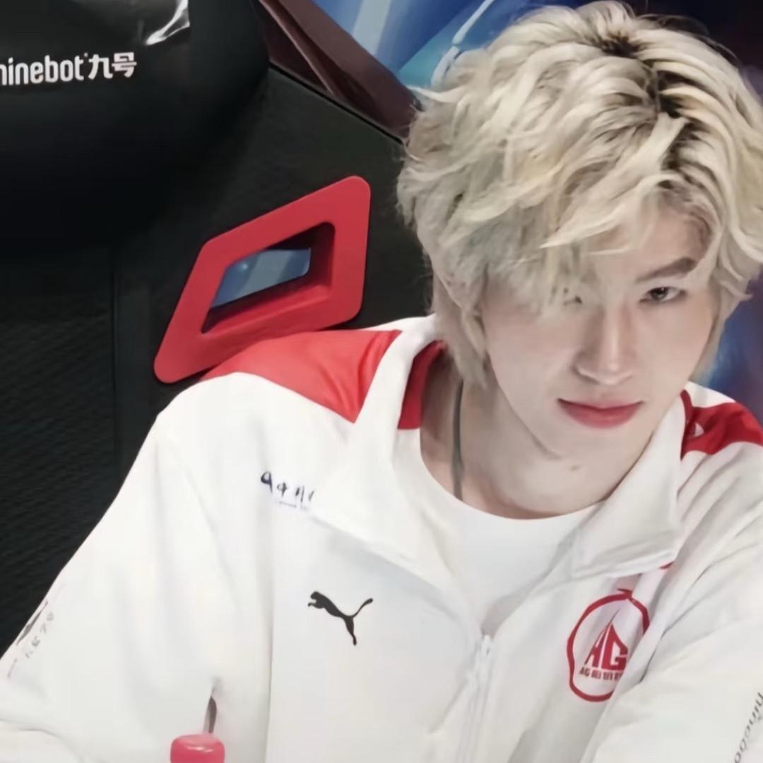 见不到诺诺不是人