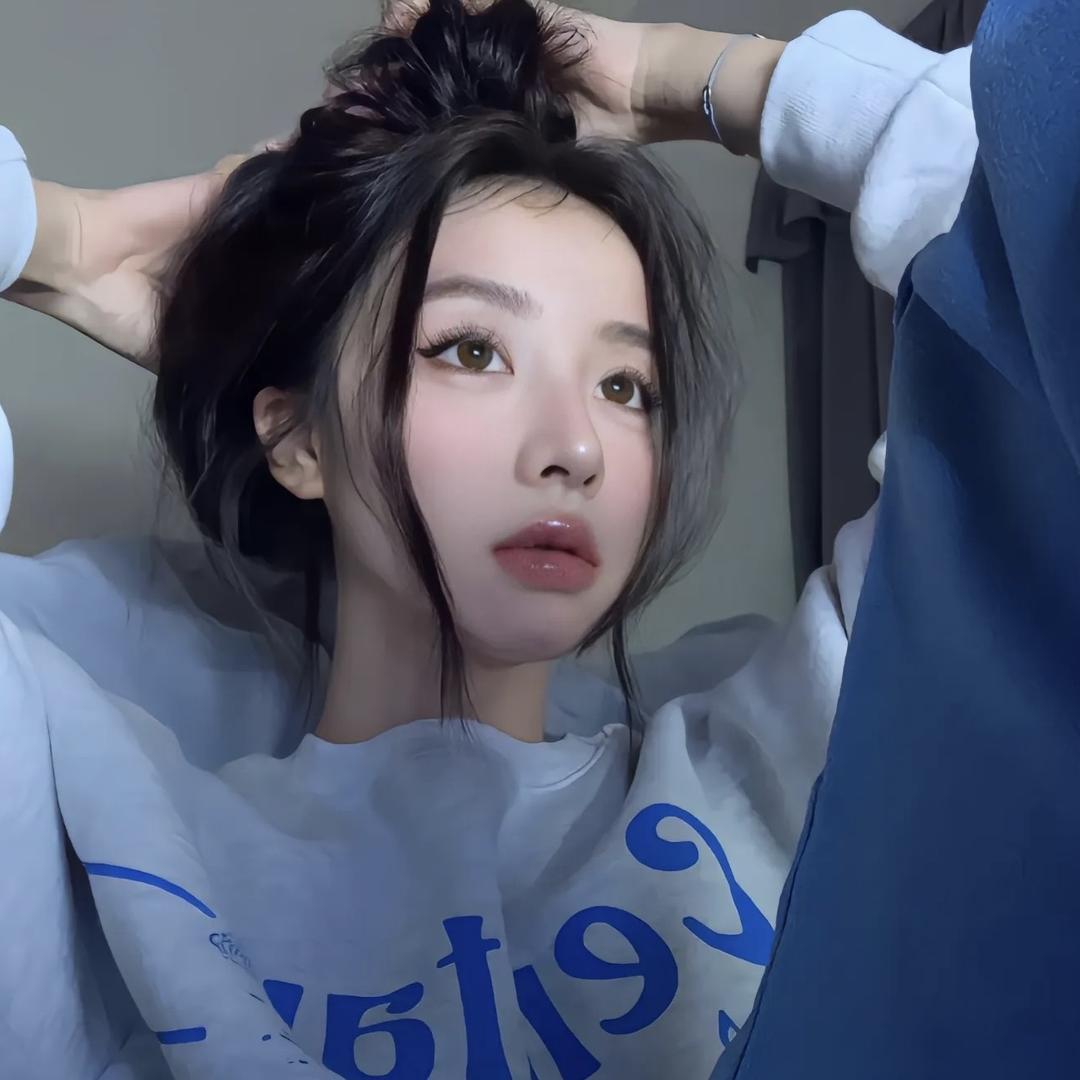 灯烛辉臻选百货