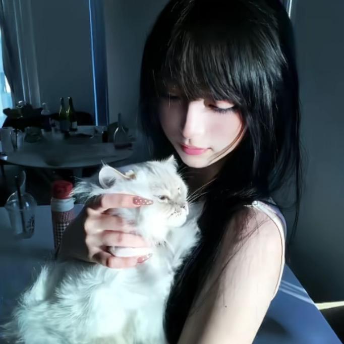 佳佳🐾