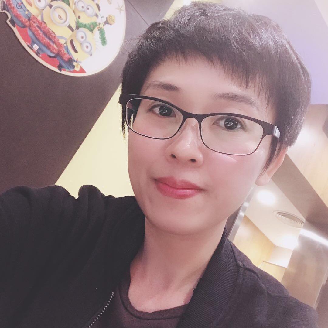 深圳水贝臻饰美珠宝