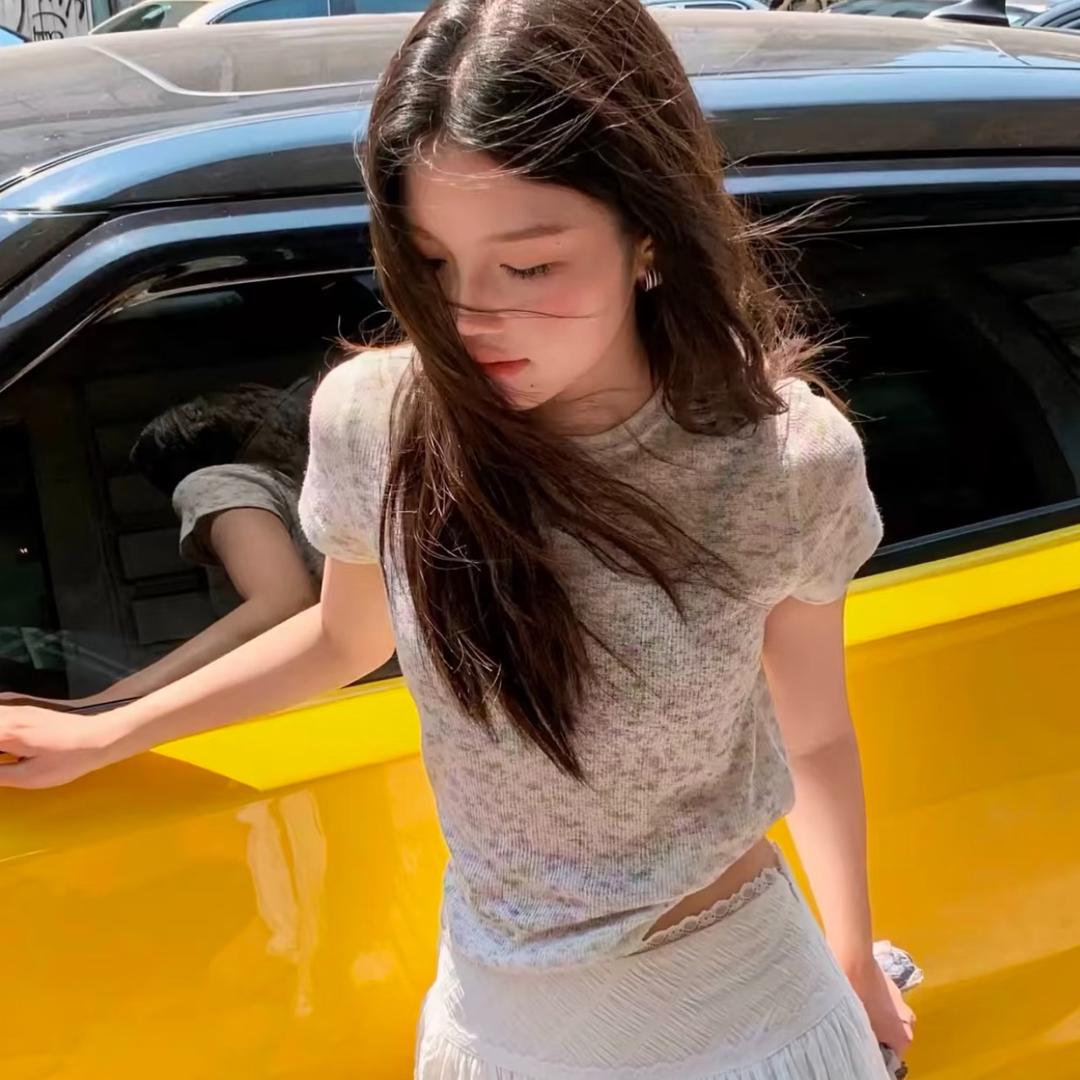 @T