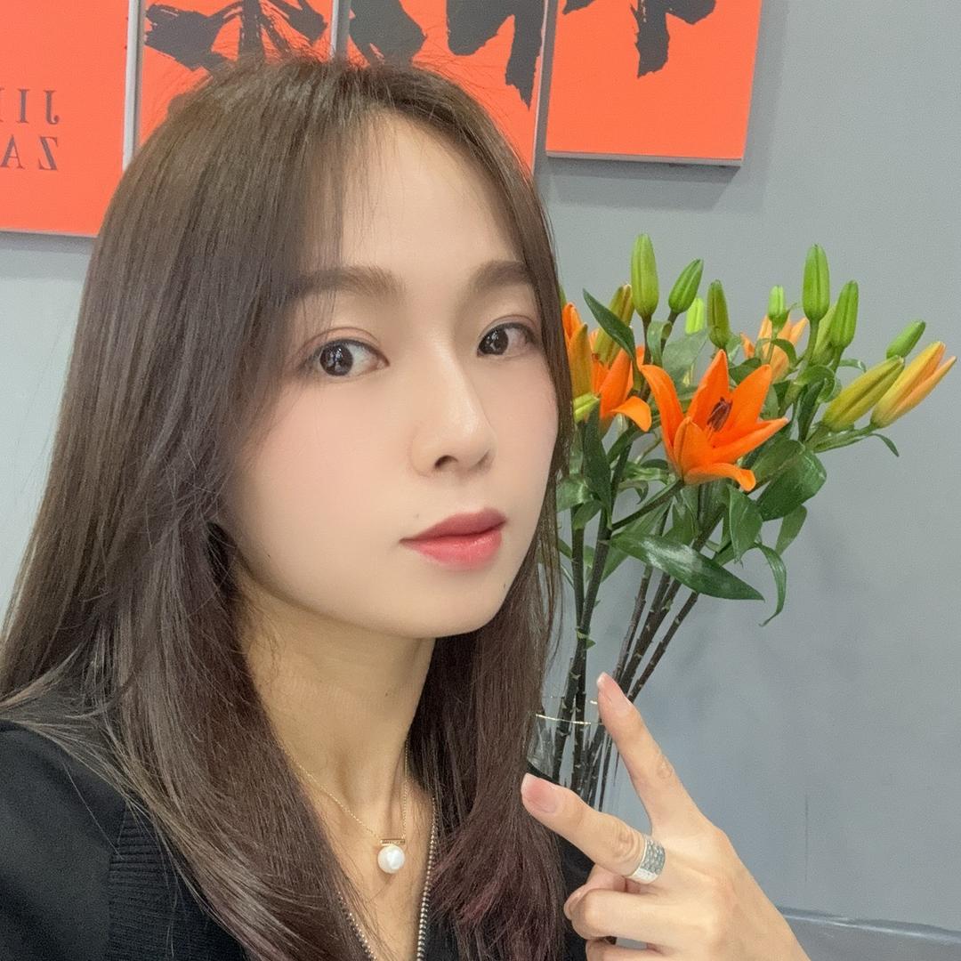 爱化妆🉐佳宜 H+1