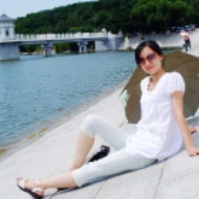 小杨《韩衣女装店131一132 》