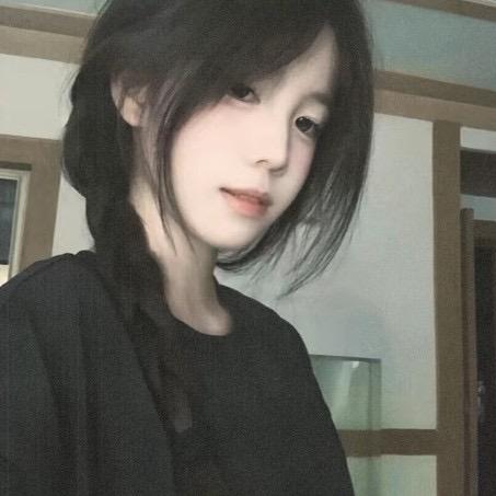 英子